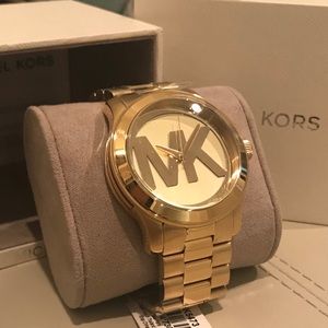 🔥MEGA SALE🔥Beautiful Gold Michael Kors Watch